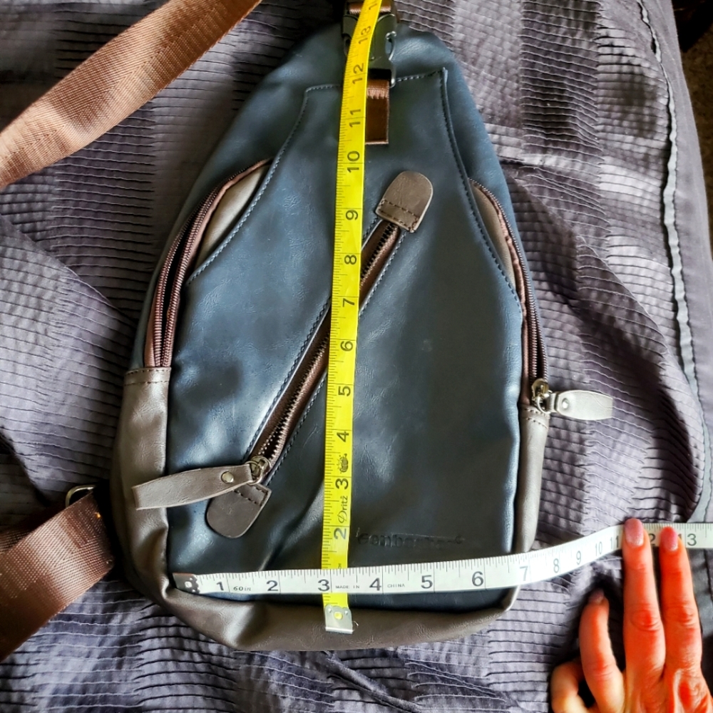 Navy Sling Backpack - Picture 4 of 4